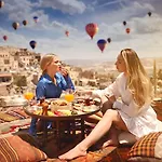 Oda ve Kahvaltı Mak's Cave House 4*