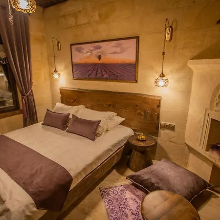 Mak's Cave House Nocleg ze śniadaniem 4*