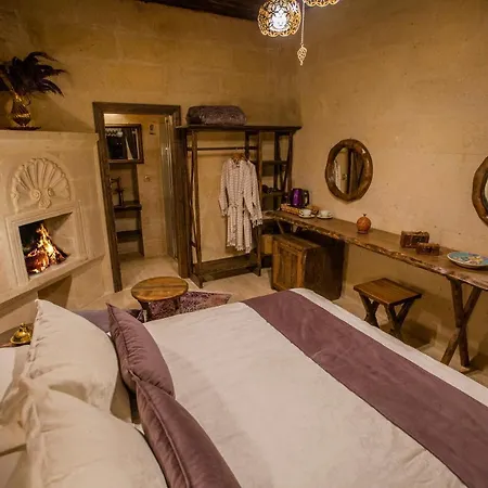 Bed & Breakfast Mak's Cave House *