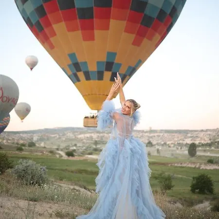 Mak's Cave House Panzió