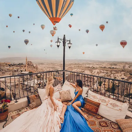 Panzió Mak's Cave House 4*