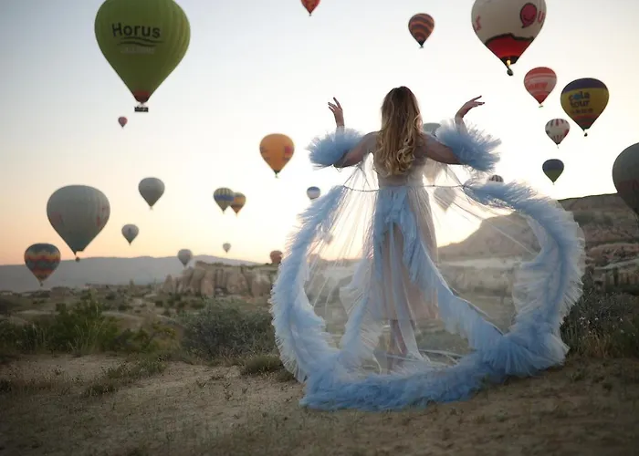 Bed & Breakfast Mak's Cave House 4*