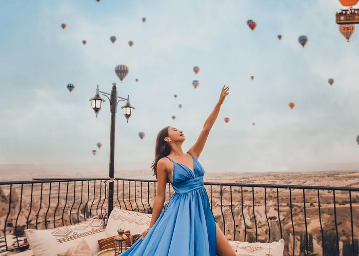 Mak's Cave House Bed & Breakfast 4*